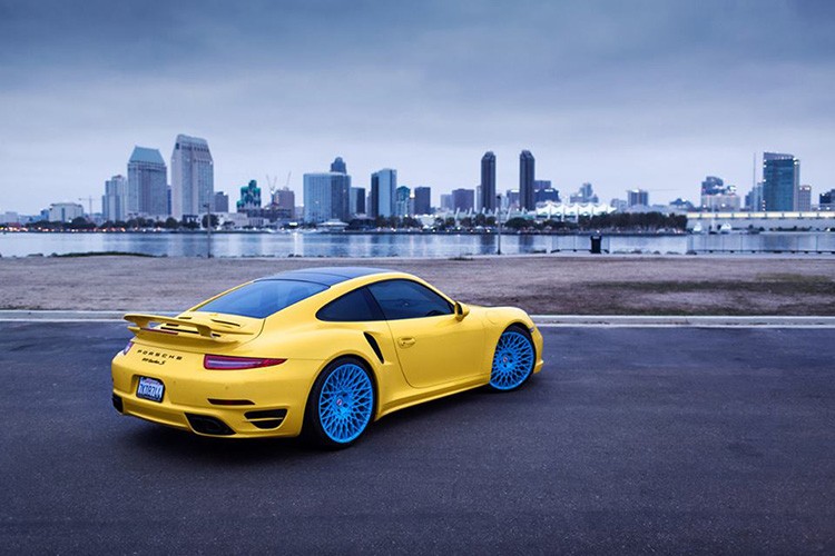 Ngam “tac ke hoa” Porsche 911 Turbo S hang sieu doc-Hinh-2